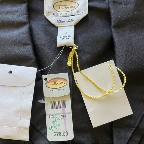 Reposh (a bit small): NWT Talbots Size 2 100% Silk Sleeveless Tuxedo Blouse - Picture 12 of 12